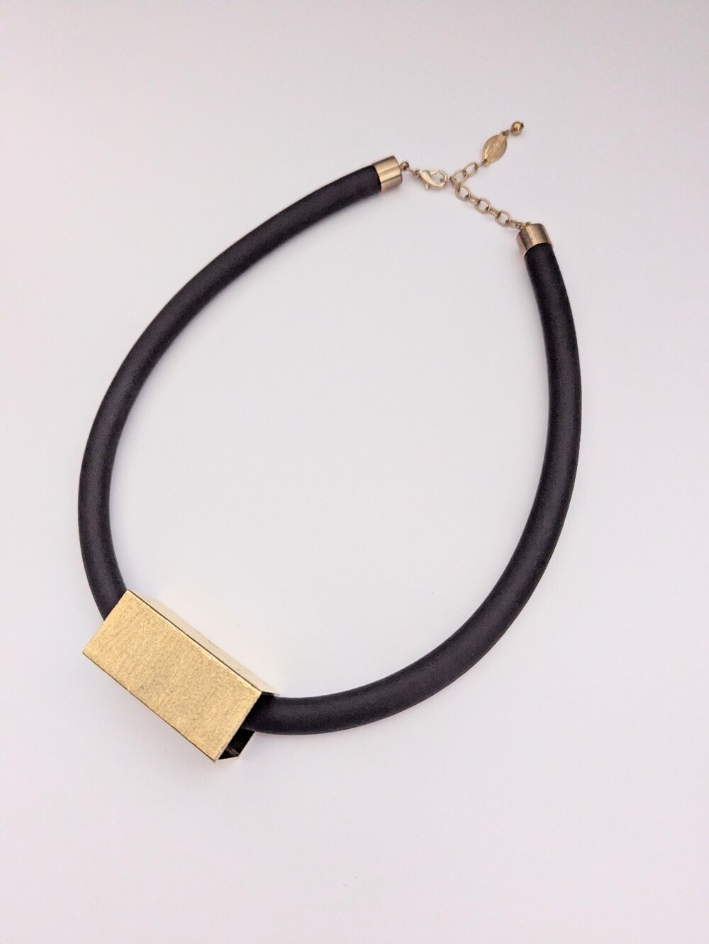 NWOT Black Rubber Choker Necklet Necklace w/Removable Gold-Tone Pendant